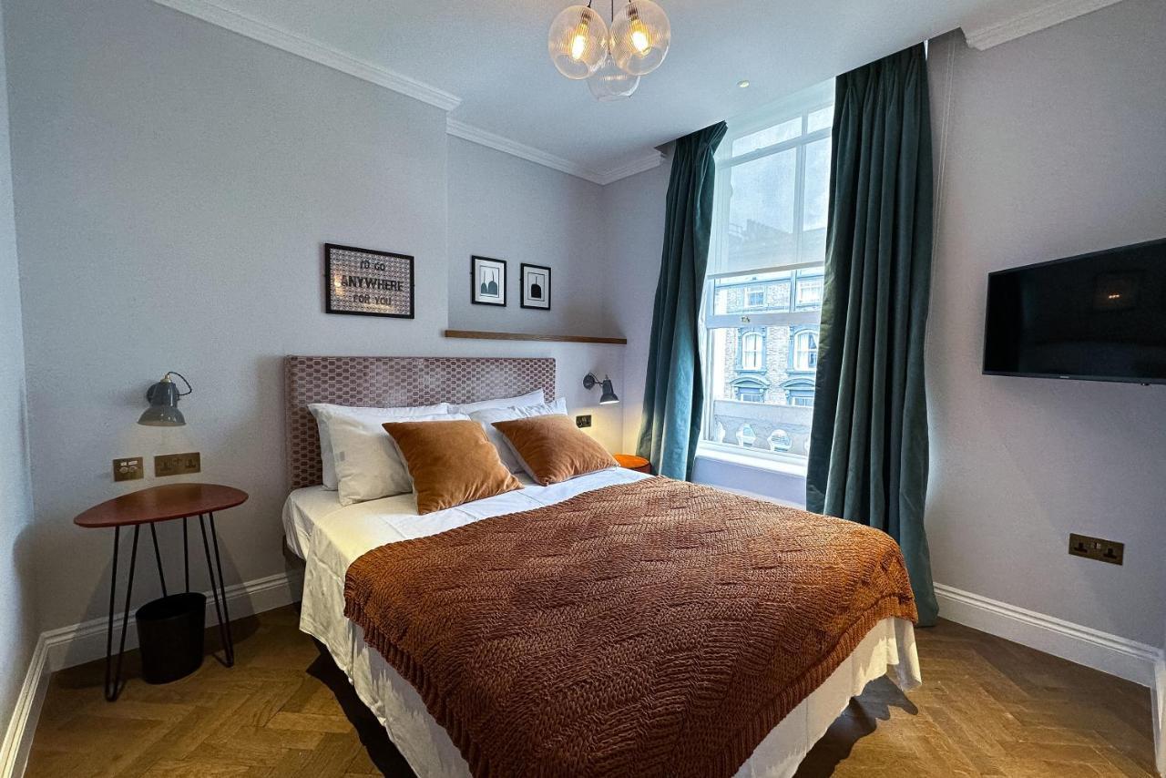 The Knight Of Nottinghill Otel Londra Dış mekan fotoğraf