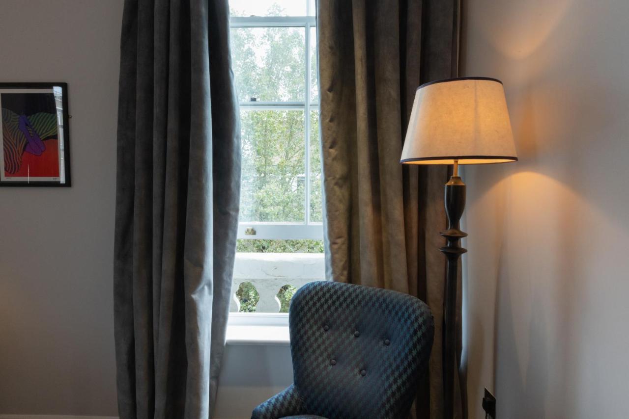 The Knight Of Nottinghill Otel Londra Dış mekan fotoğraf