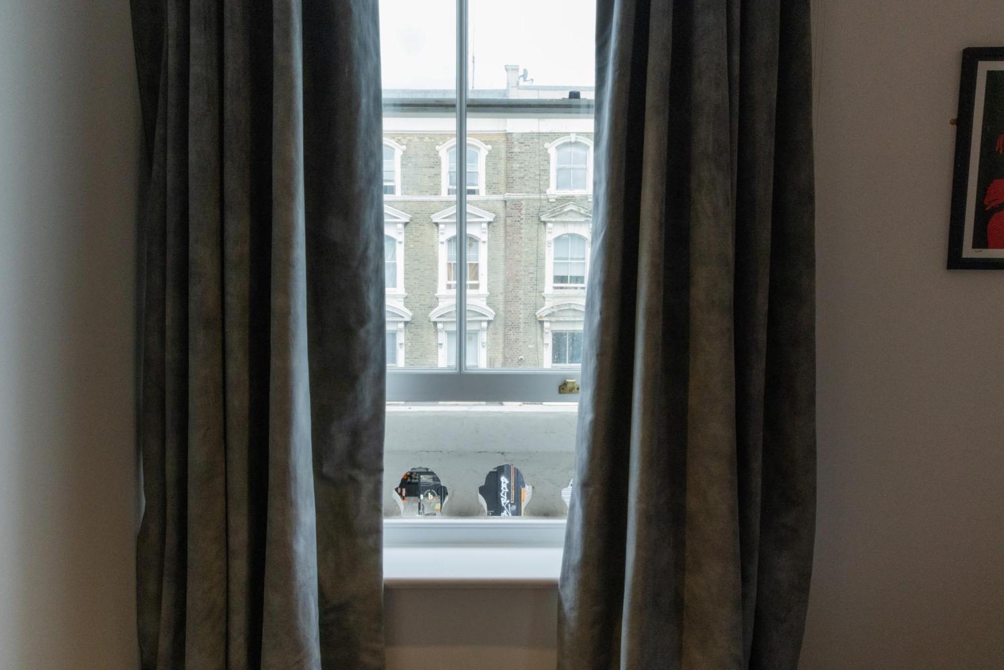 The Knight Of Nottinghill Otel Londra Dış mekan fotoğraf