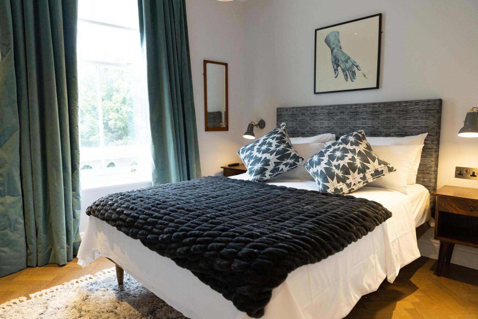 The Knight Of Nottinghill Otel Londra Dış mekan fotoğraf